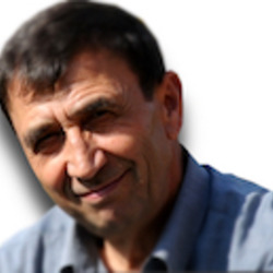 Василий Узун